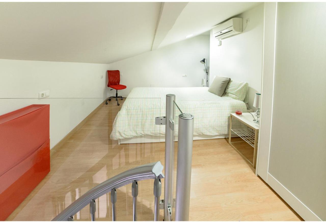 Sea & Wave Capitan Charming Duplex Apartment Málaga Esterno foto